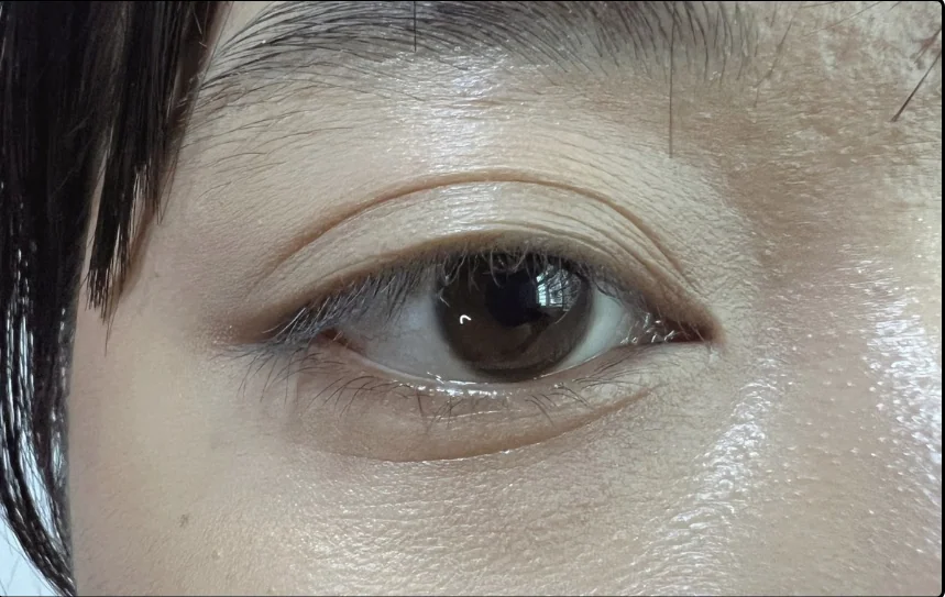 Before lash lift, client example 9